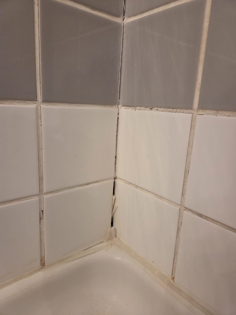 Joint de silicone à Saint-Constant