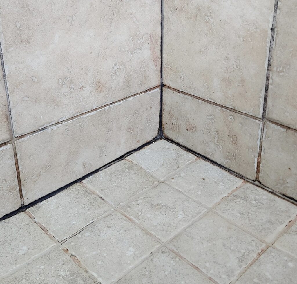 Joint de silicone Mont-Tremblant